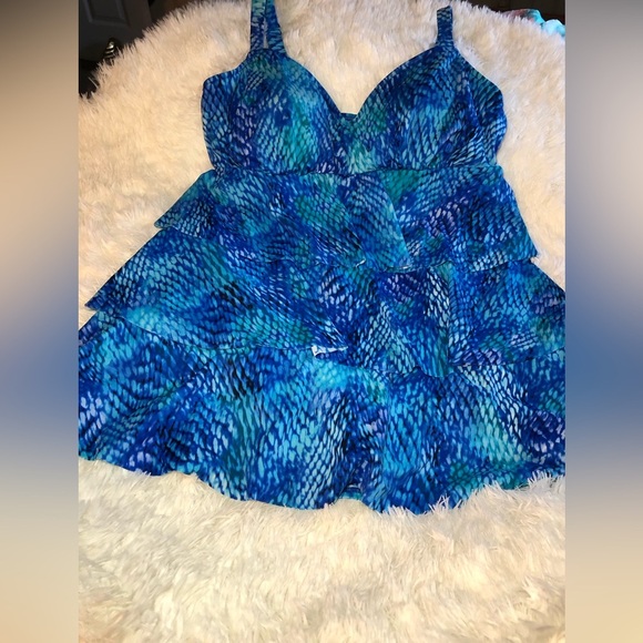 Blue Patterned Tiered Swimsuit - Picture 2 of 14